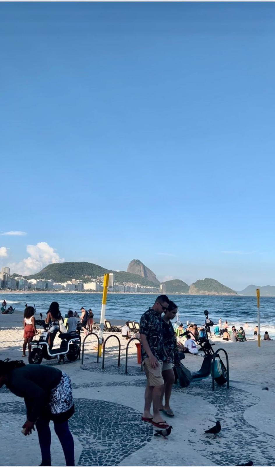 Alugo Quarto Espacoso Com Banheiro Privado Em Apartamento Em Copanema Rio de Janeiro